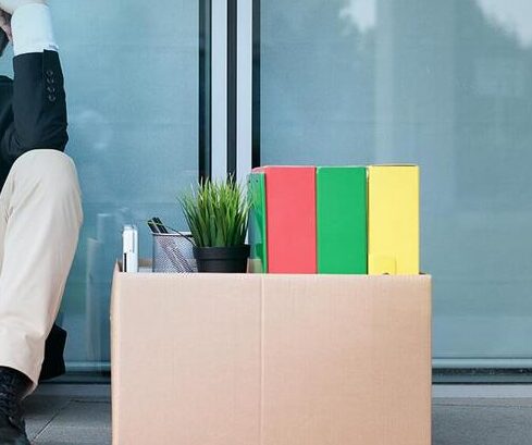 Alkohol am Arbeitsplatz: KÃ¼ndigung droht! Gratis Download fÃ¼r wichtige Informationen.